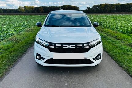 Dacia Sandero 12.656 km 15.999 € Syke 28857