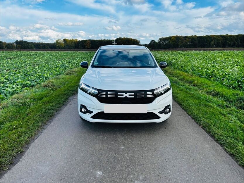 Dacia Sandero 12.656 km 15.999 € Syke 28857