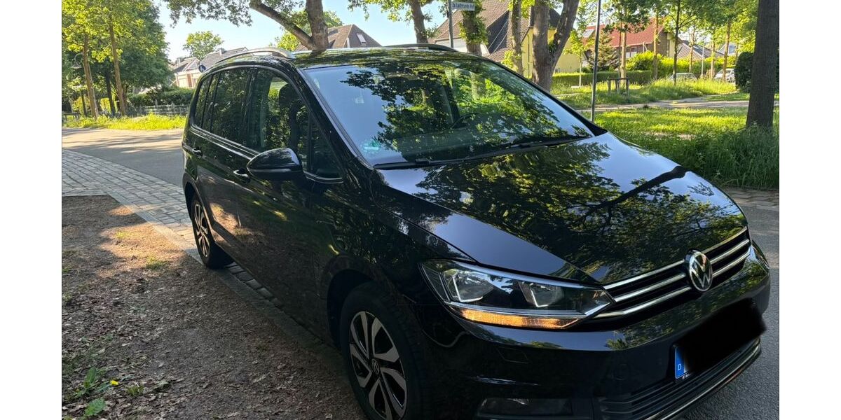 VW Touran 169.321 km 16.700 &euro; Bremen 28355
