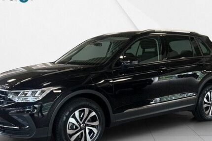 VW Tiguan 43.500 km 29.999 € Bremen 28219