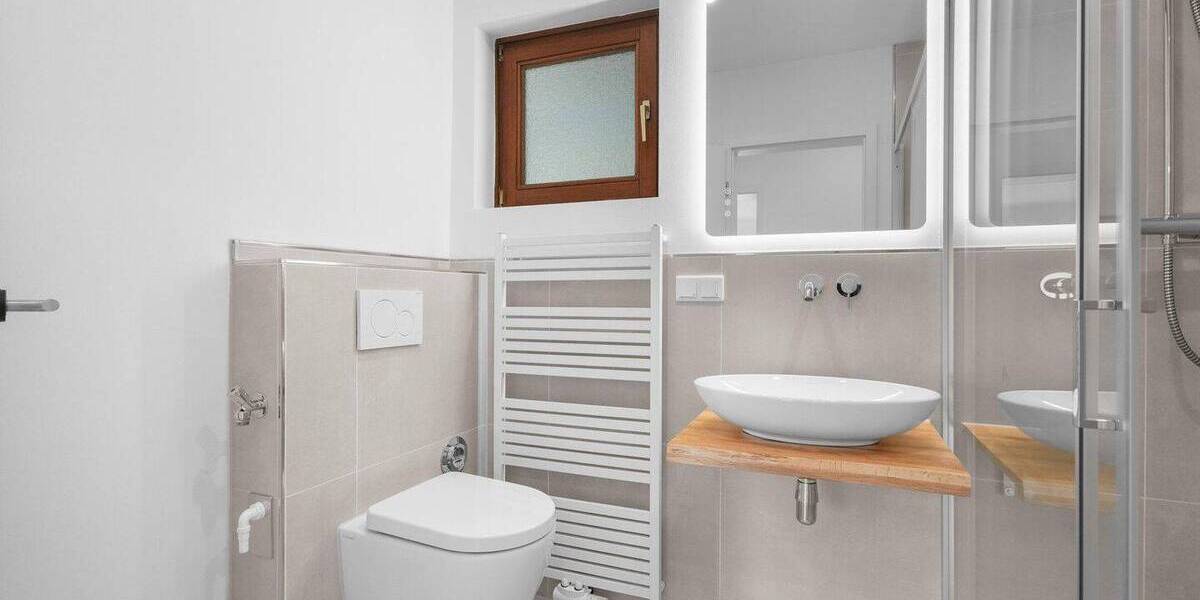 Etagenwohnung Bremen Neu Schwachhausen - 3 Zimmer, 71 m&sup2;, 1.200&euro; | Angebot:26840369