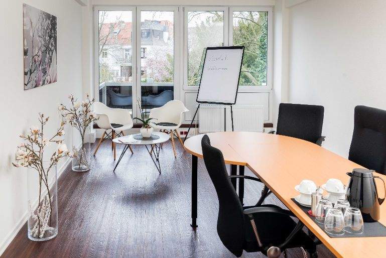 Modernes möbliertes Einzel- oder Mehrplatzbüro in Bremen - sofort verfügbar zimmer