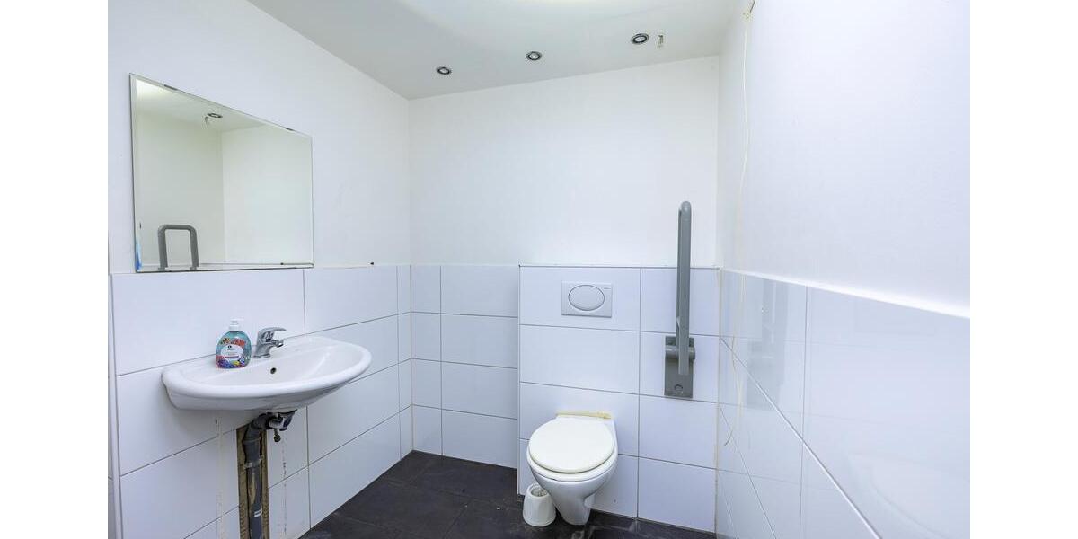 Gewerbeobjekt Bremen Neustadt - 2.100&euro; | Angebot:23882137