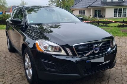 Volvo XC60 208.800 km 14.000 &euro; Bassum 27211