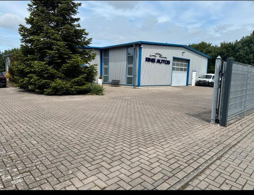 Gewerbe Halle direkt auf A28 HattenBüroWCDusche zimmer