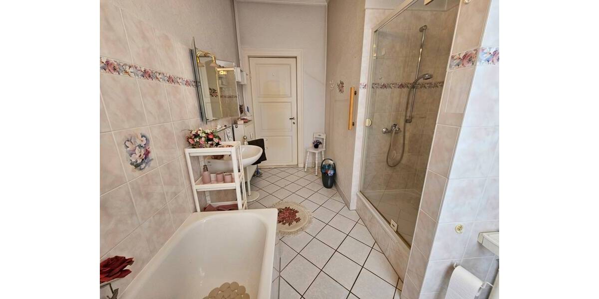 Mehrfamilienhaus, Wohnhaus Bremen Vegesack - 349.000&euro; | Angebot:26028940