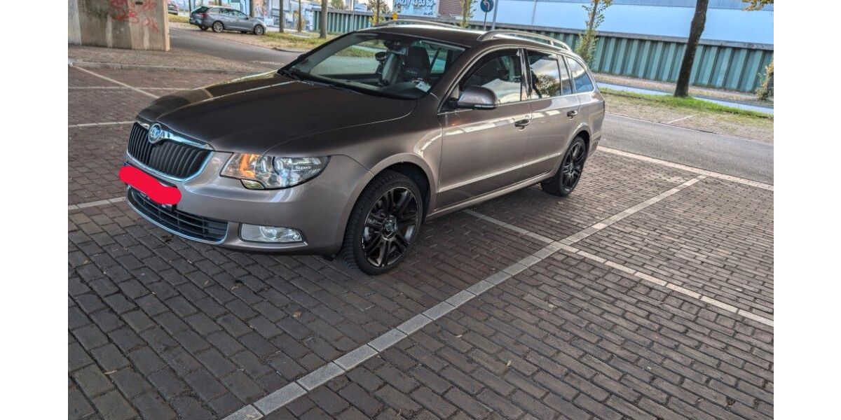 Skoda Superb 178.000 km 8.999 &euro; Bremen 28309