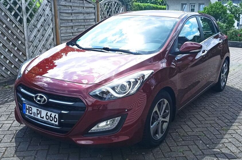 i30