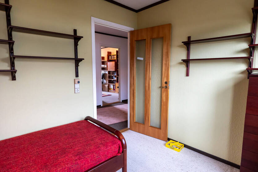 *** liebevolles RMH in ruhiger LAGE mit GARAGE und 6 ZIMMERN *** 6 zimmer