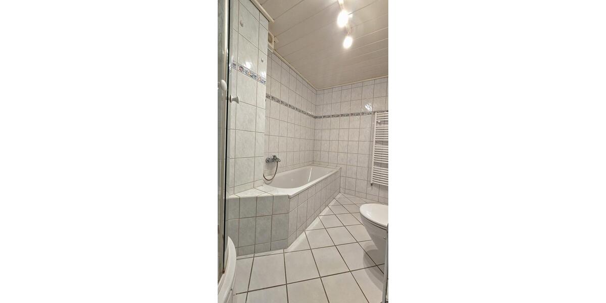 Reihenhaus Bremen Huchting - 4 Zimmer, 100 m&sup2;, 250.000&euro; | Angebot:25929932