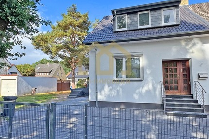 Modernisierte Doppelhaushälfte mit großzügiger Terrasse und 531 m² Grundstück in Bremen-Huchting - Haus Bremen Huchting | Angebot:27552030
