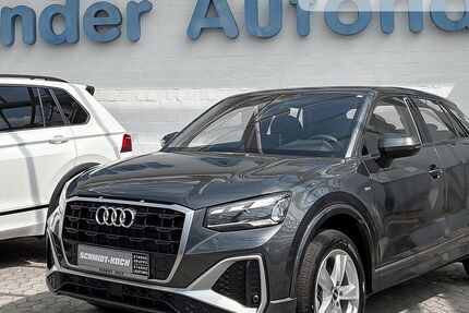 Audi Q2 2.855 km 30.490 &euro; Bremen 28757
