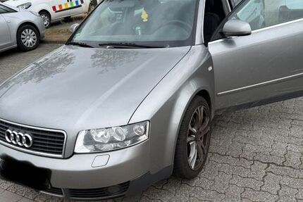 Audi A4 208.000 km 1.390 &euro; Langwedel 27299