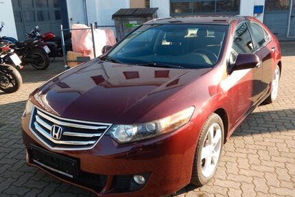 Honda Accord 110.074 km 8.900 &euro; Bremen 28207