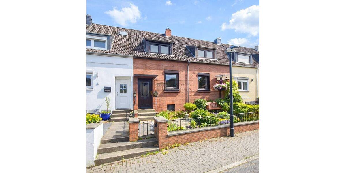 Mehrfamilienhaus, Wohnhaus Bremen Oslebshausen - 4 Zimmer, 127 m&sup2;, 259.000&euro; | Angebot:26887632