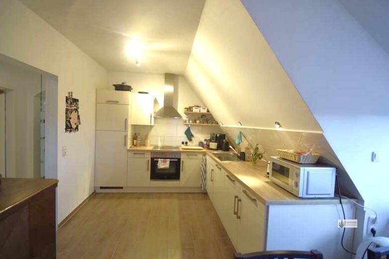 3,5 Zimmer OG - Wohnung im 5 Parteienhaus in ruhiger Lage mit Einbauküche und Stellplatz - Etagenwohnung Syke | Angebot:27312337
