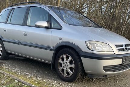 Opel Zafira 121.000 km 2.220 &euro; Bremen 28197
