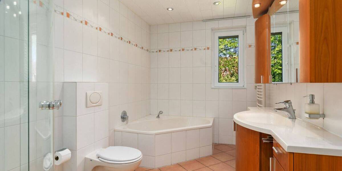 Einfamilienhaus Osterholz-Scharmbeck Innenstadt - 6 Zimmer, 229 m&sup2;, 489.000&euro; | Angebot:26486757