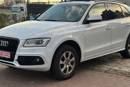 Audi Q5 208.000 km 14.999 € Bremen 28199