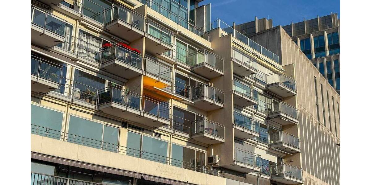 City Repräsentative Gewerbefläche mit Blick auf die Weserpromenade - Arbeiten in Bremer Toplage 1 zimmer