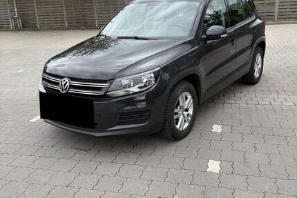 VW Tiguan 63.500 km 12.790 &euro; Hude 27798