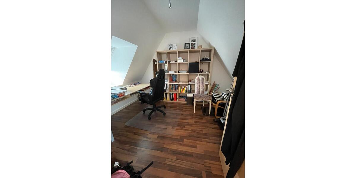 Dachgeschoßwohnung Weyhe - 3.5 Zimmer, 92 m&sup2;, 245.000&euro; | Angebot:25267899