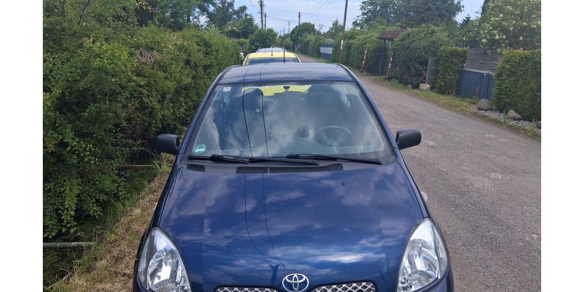 Toyota Yaris 200.000 km 1.100 &euro; Bremen 28239
