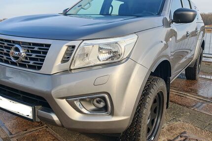 Nissan Navara 88.100 km 27.300 &euro; Berne 27804