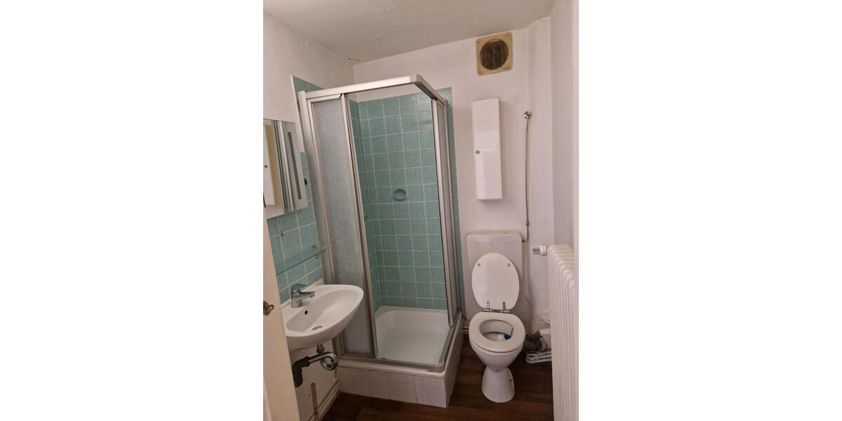 Dachgeschoßwohnung Bremen Findorff - 2.5 Zimmer, 52 m&sup2;, 155.000&euro; | Angebot:27190921