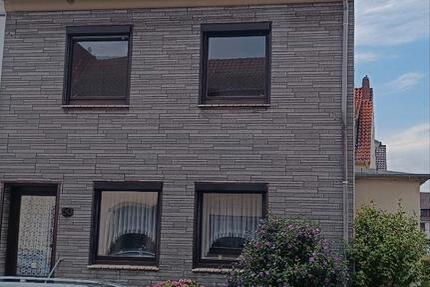 Haus Bremen Walle - 7 Zimmer, 140 m&sup2;, 275.000&euro; | Angebot:27642359