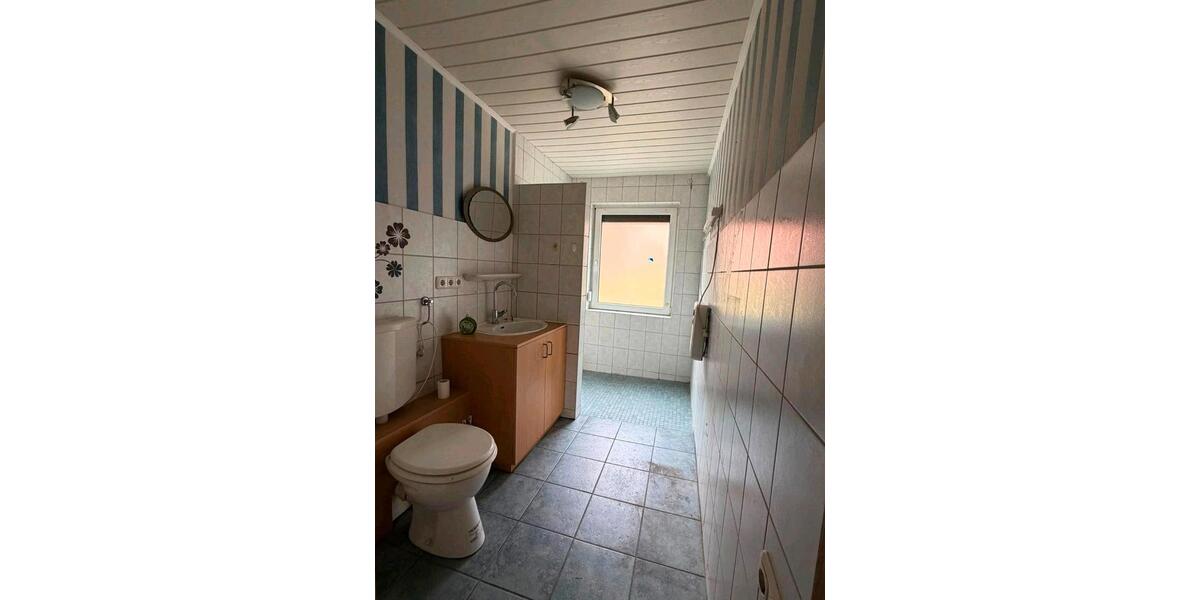Einfamilienhaus Elsfleth - 6 Zimmer, 130 m&sup2;, 220.000&euro; | Angebot:27126825