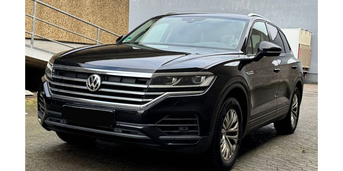 VW Touareg 318.000 km 21.500 &euro; Bremen 28329