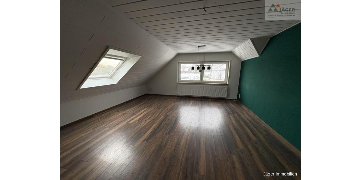 Dachgeschoßwohnung Ganderkesee - 3 Zimmer, 80 m&sup2;, 650&euro; | Angebot:24672730