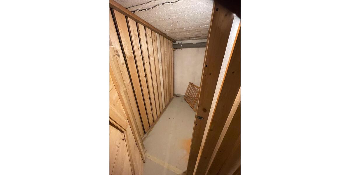 Dachgeschoßwohnung Weyhe - 3.5 Zimmer, 92 m&sup2;, 245.000&euro; | Angebot:25267899