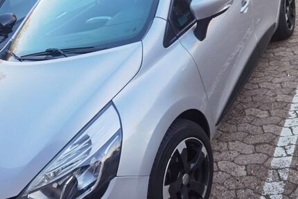 Renault Clio 72.200 km 9.400 &euro; Bremen 28719