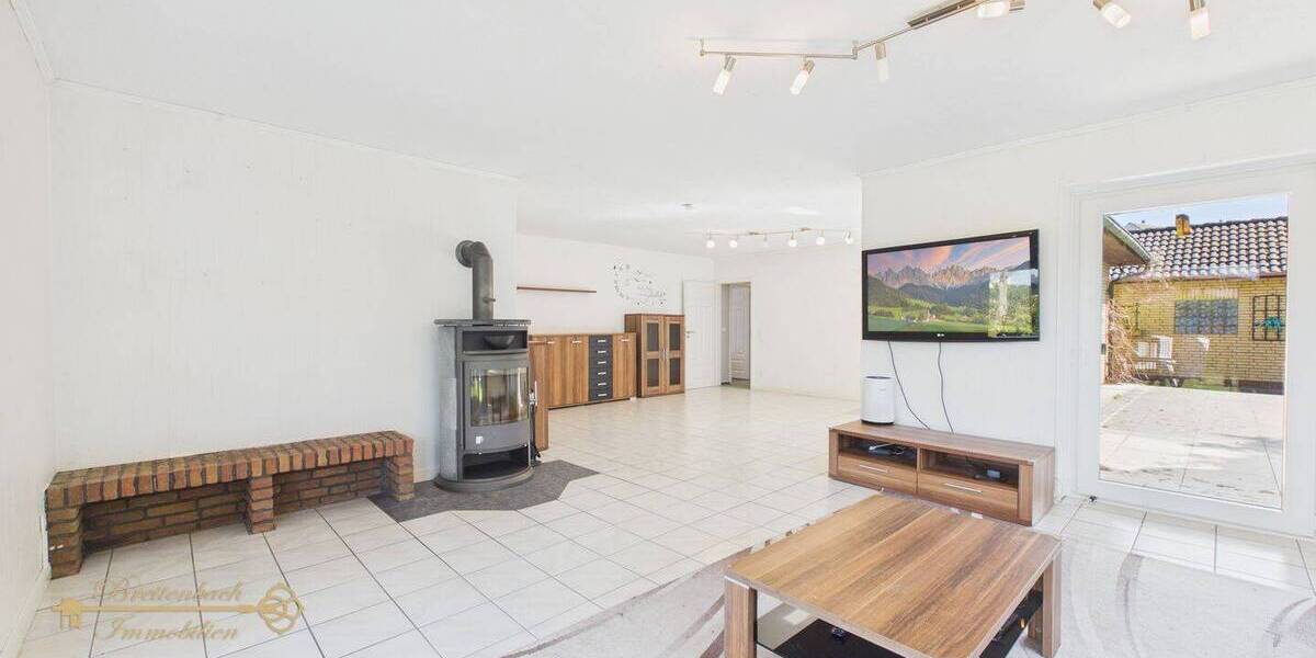 Bungalow Delmenhorst Schafkoven/Donneresch - 4 Zimmer, 135 m&sup2;, 379.000&euro; | Angebot:26245207