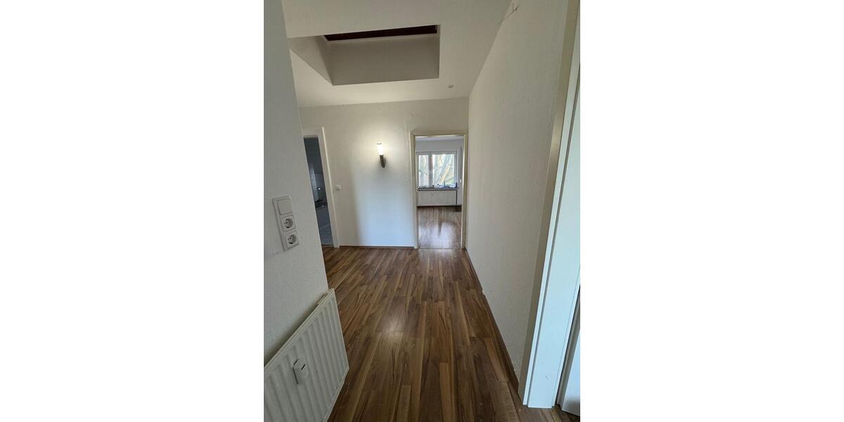 2 Zimmer Wohnung frisch renoviert 2 zimmer