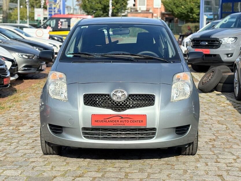 Toyota Yaris 98.000 km 3.999 € Bremen 28199