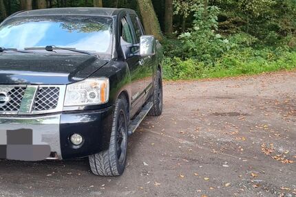 Nissan Titan 143.000 km 8.600 &euro; Bremen 21614