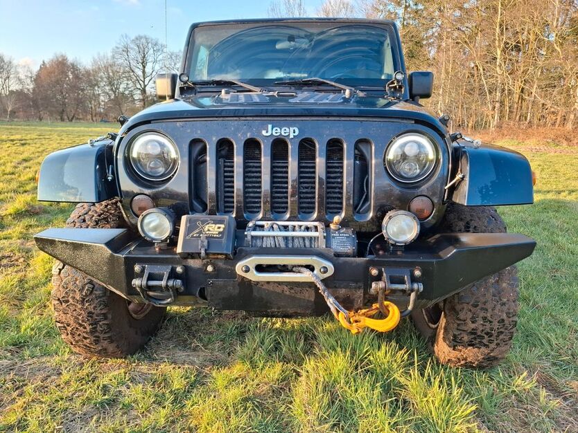 Jeep Wrangler 140.000 km 25.000 € Bremen 28359