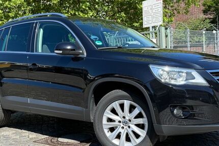 VW Tiguan 131.500 km 7.990 &euro; Bremen 28329