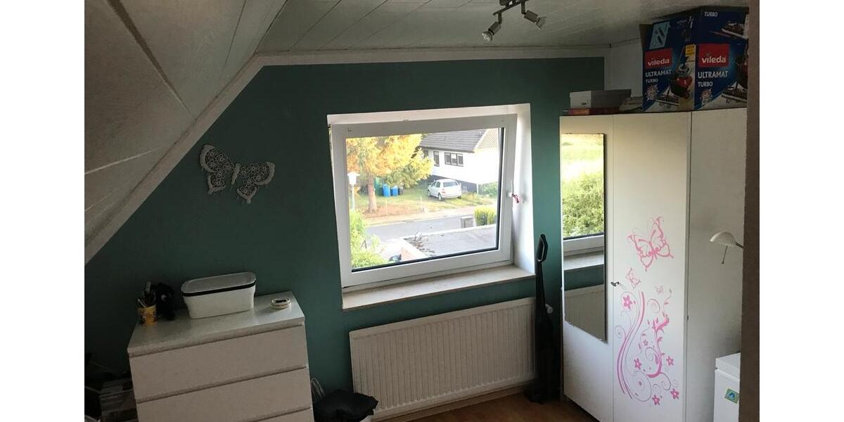 Dachgeschoßwohnung Oyten - 3 Zimmer, 84 m&sup2;, 1.100&euro; | Angebot:26517261