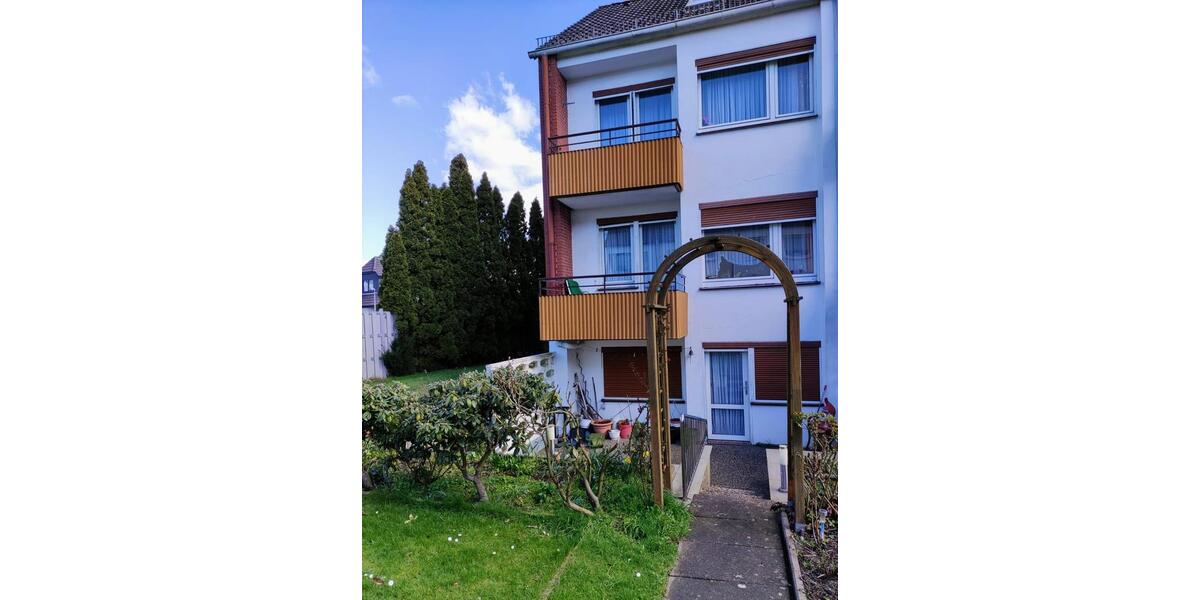 Reihenhaus Bremen Hemelingen - 5.5 Zimmer, 140 m&sup2;, 320.000&euro; | Angebot:25479886