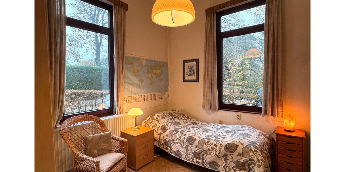 Einfamilienhaus Bremen Oberneuland - 9 Zimmer, 212 m&sup2;, 595.000&euro; | Angebot:26897781