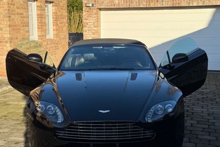 Aston Martin V8 Vantage