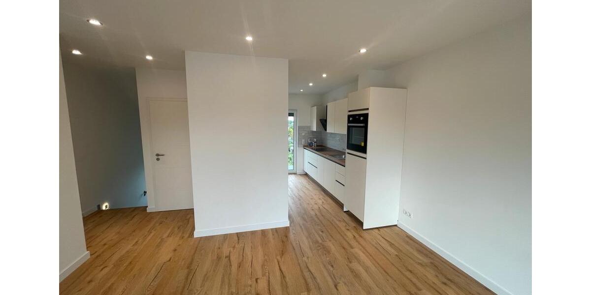 Penthouse Wohnung zu vermieten (warm) ab 01.02.2026 3 zimmer