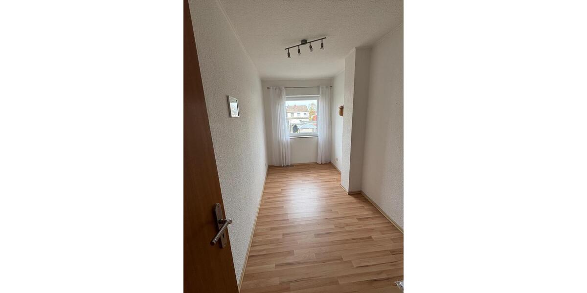 Reihenhaus Delmenhorst Düsternort - 4 Zimmer, 88 m&sup2;, 250.000&euro; | Angebot:26125781
