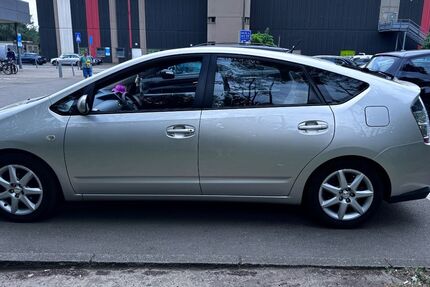 Toyota Prius 228.759 km 4.400 € Bremen 28197