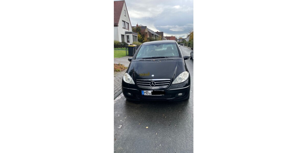 Mercedes-Benz A 180 303.702 km 2.000 € Bremen 28195