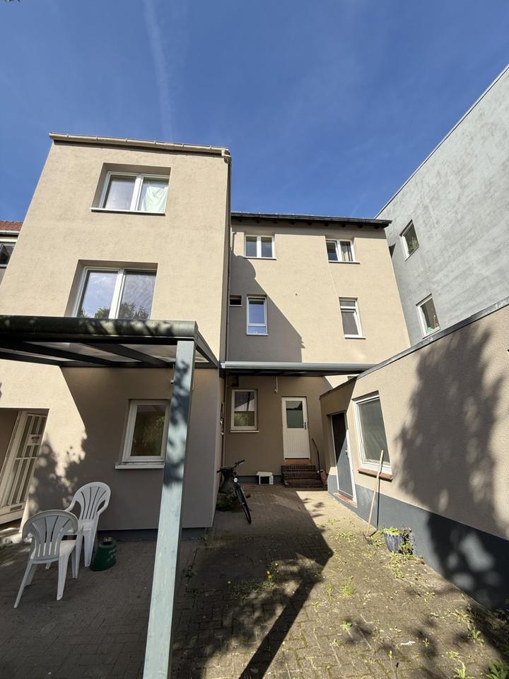Mehrfamilienhaus zu Verkaufen